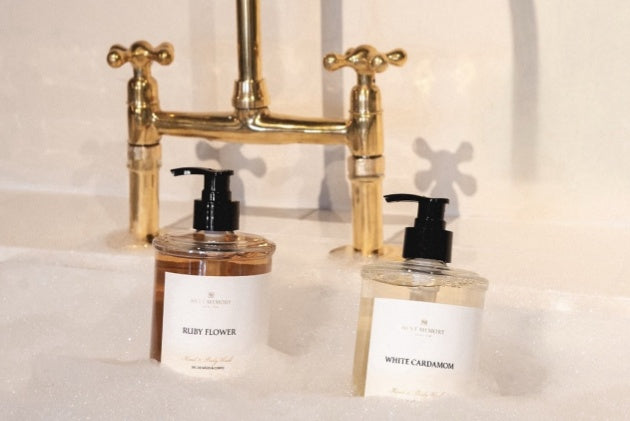 body collection banner