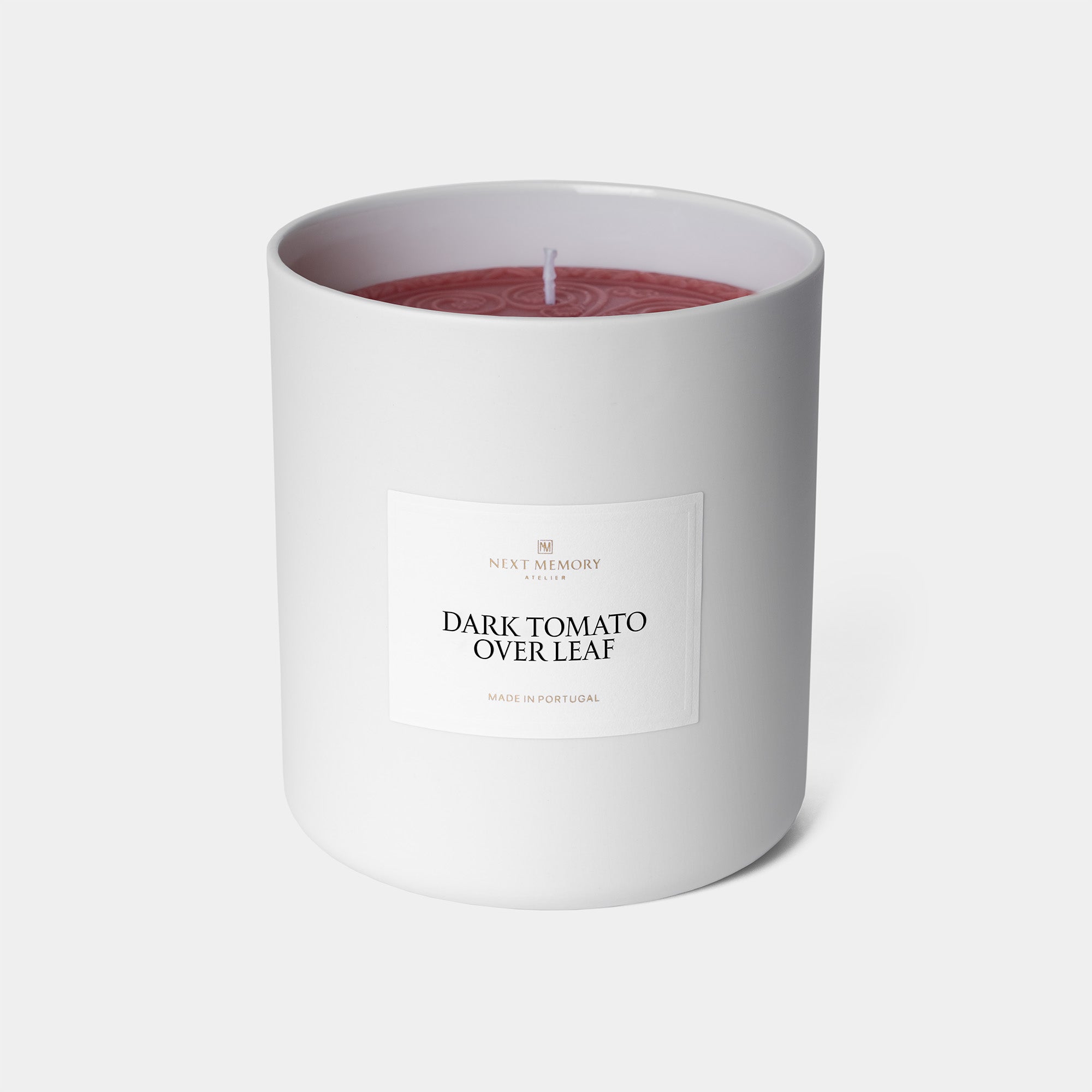 dark tomato over leaf grand medallion candle