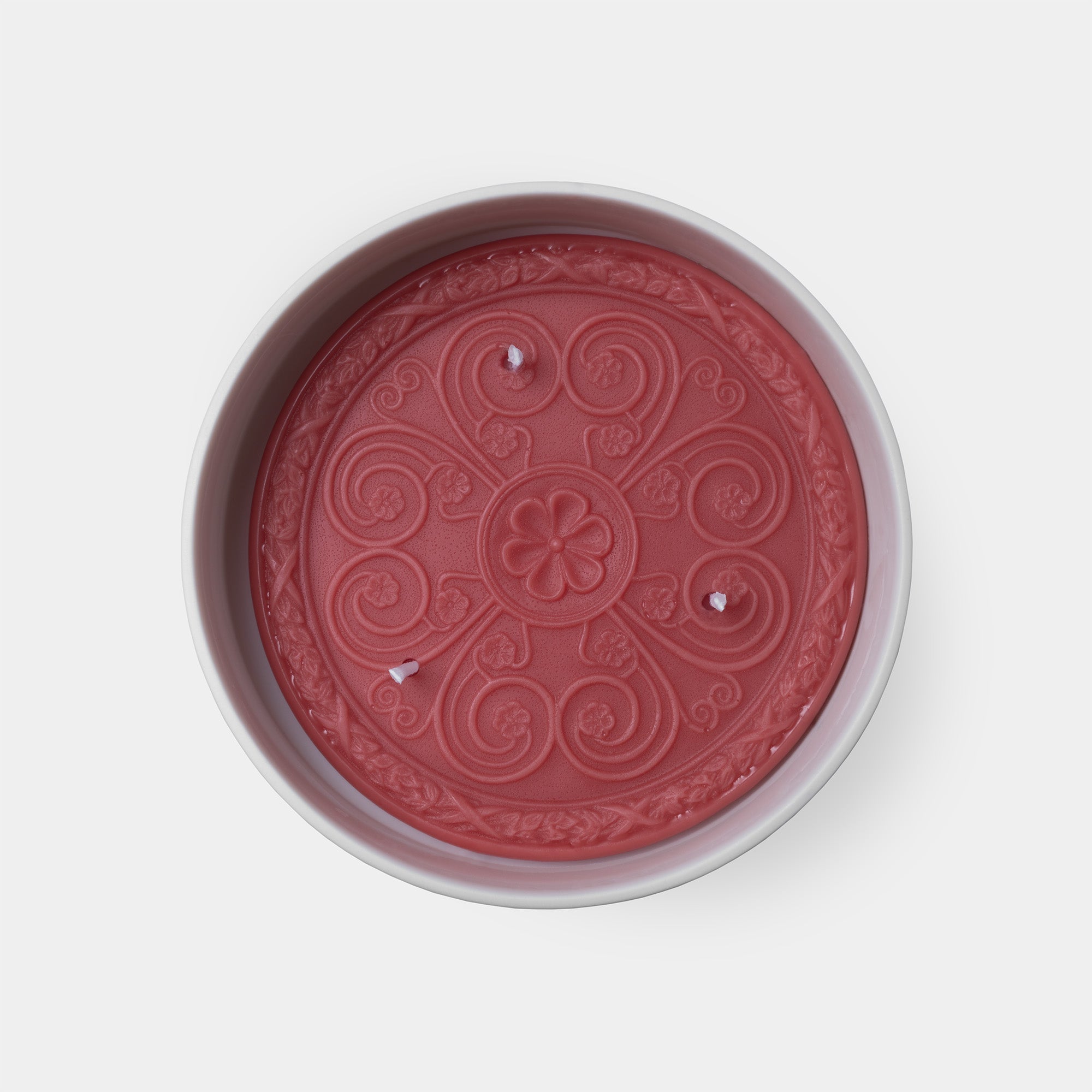 dark tomato over leaf grand medallion top view