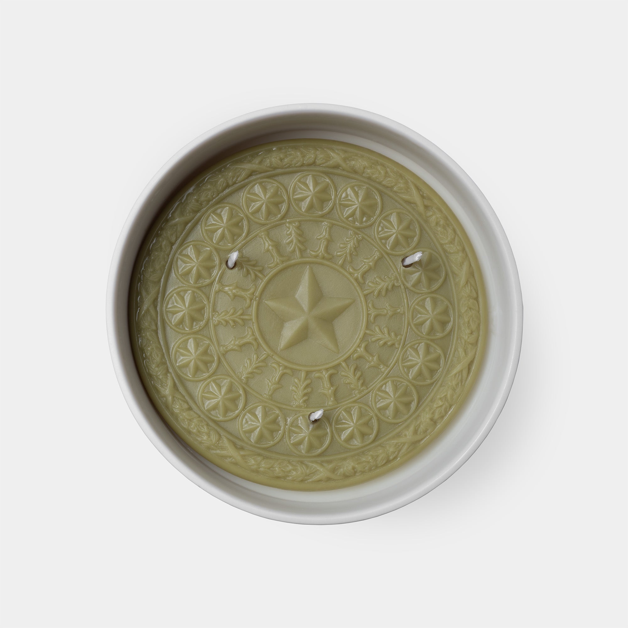 khaki olive over thyme grand medallion top view