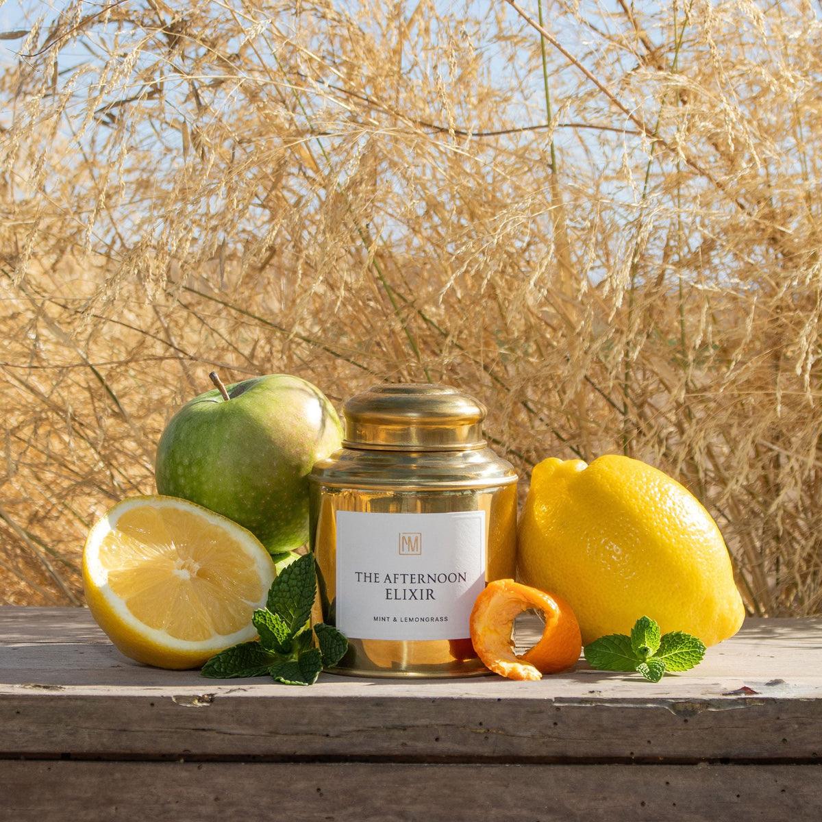 La lata de té Elixir de la tarde