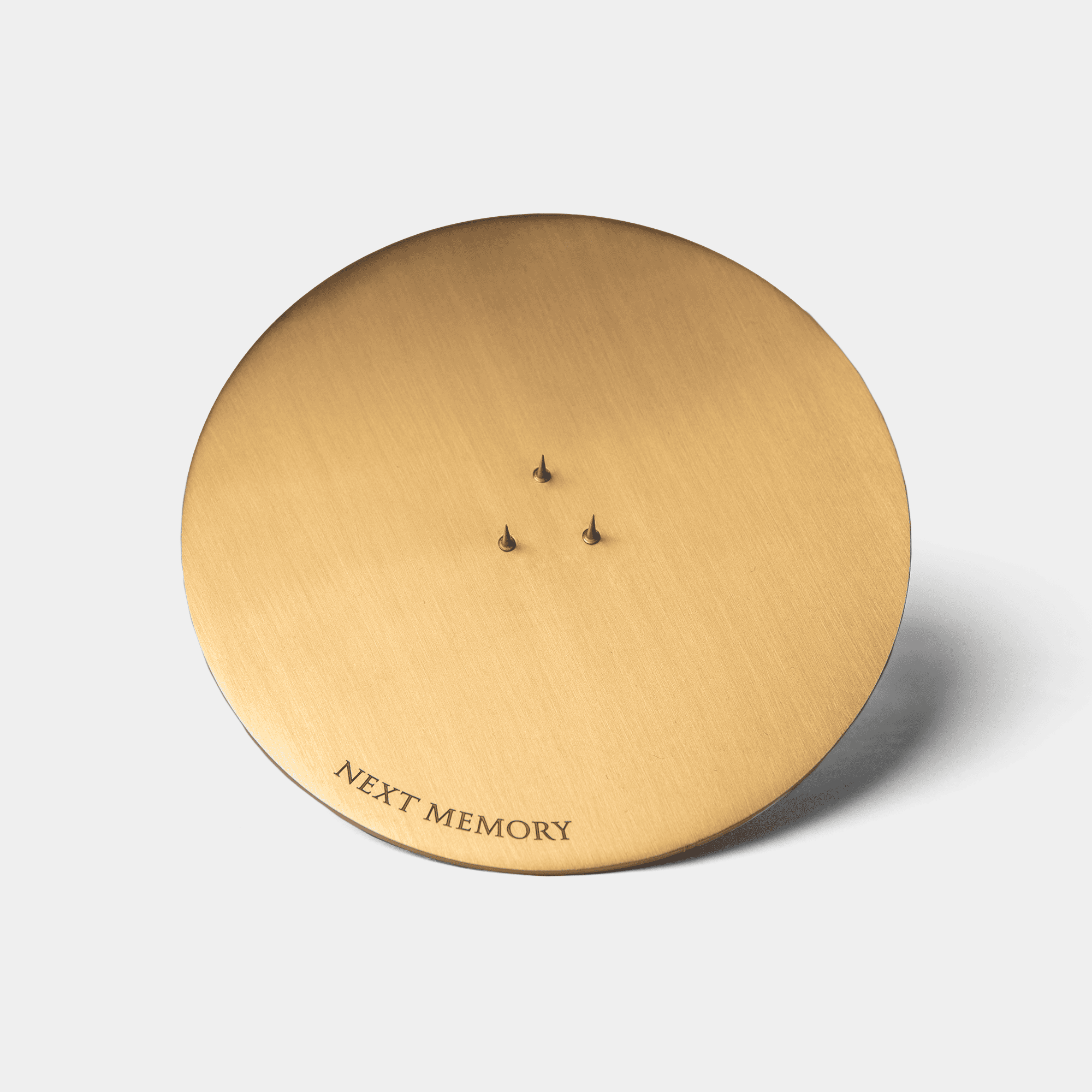 The_Brass_Pillar_Candle_Disk