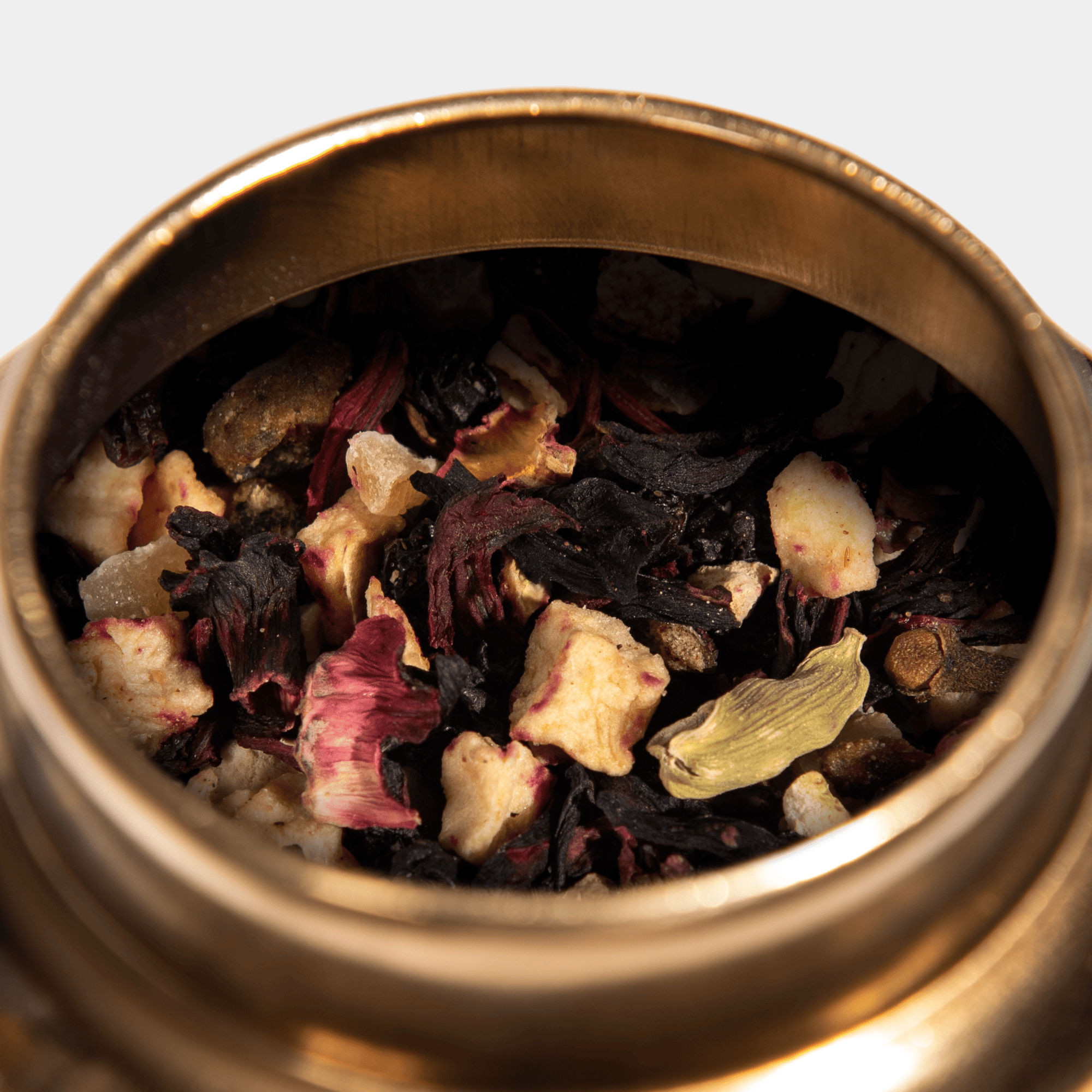 The_Vitamin_Booster_Tin_DetailClose